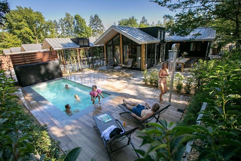 Pool Lodge - Vakantiepark De Thijmse Berg Rhenen Buitenkant foto